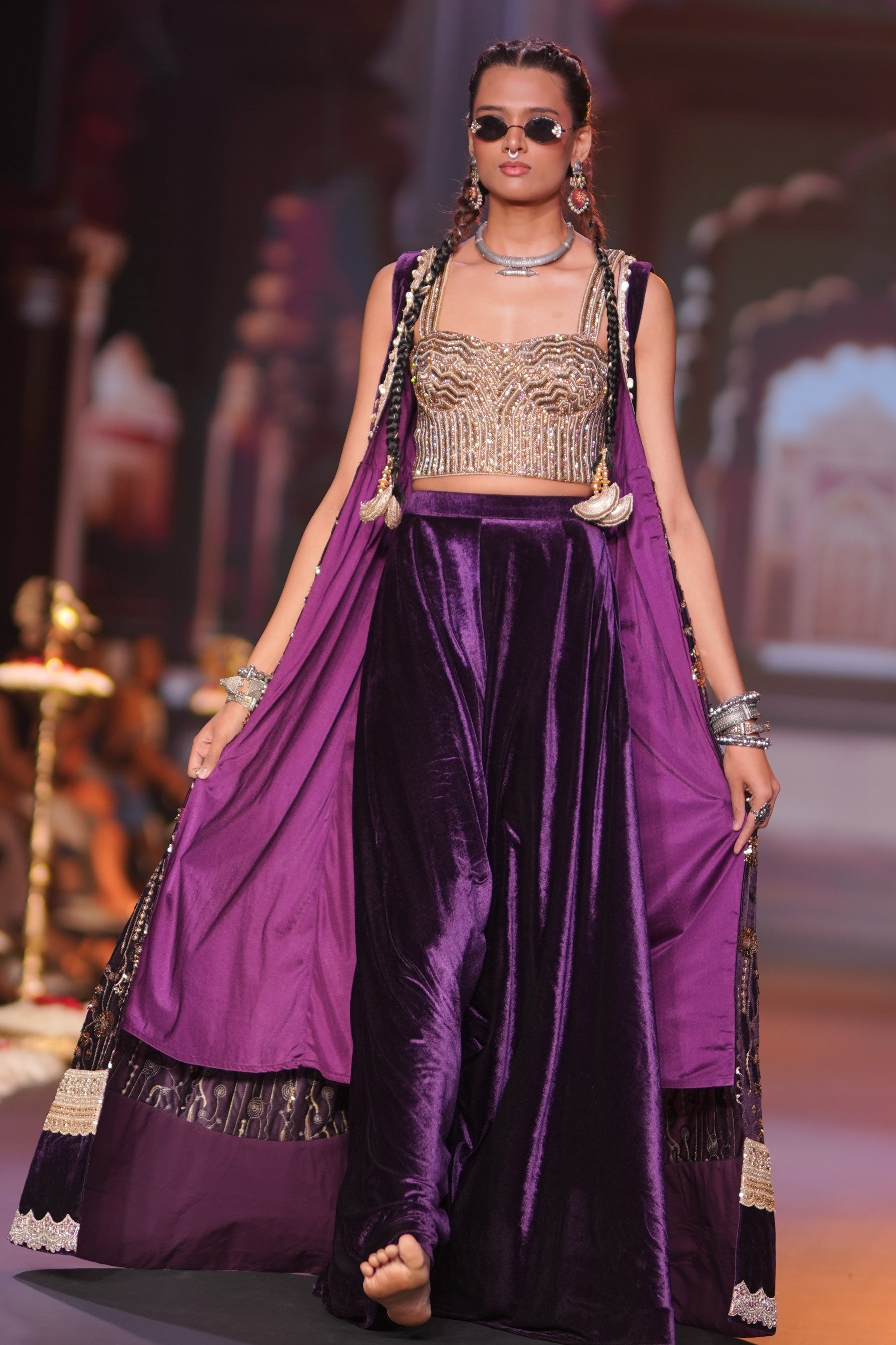 Purple embroidered three – piece set