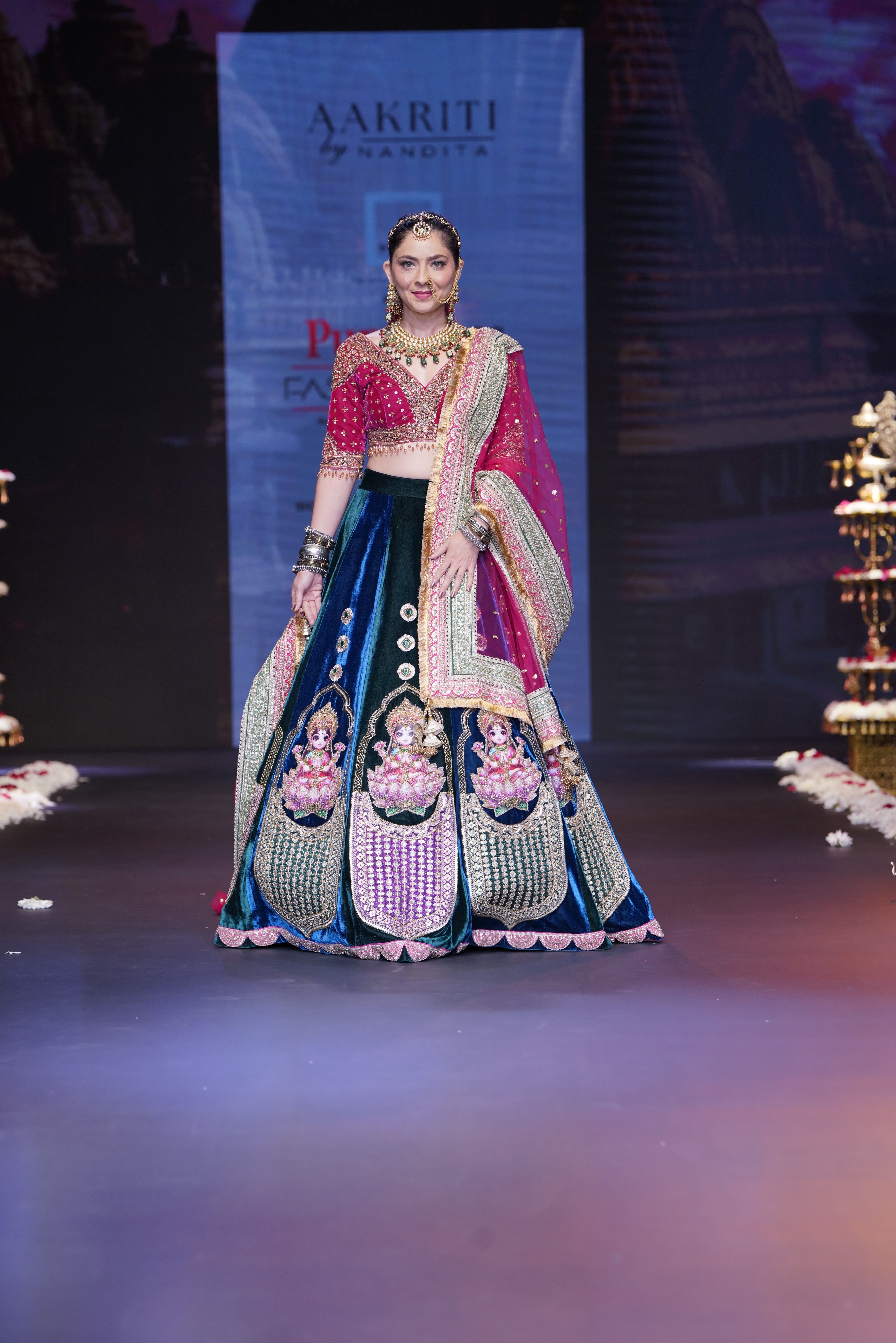 Two tone lehenga set with laxmiji print