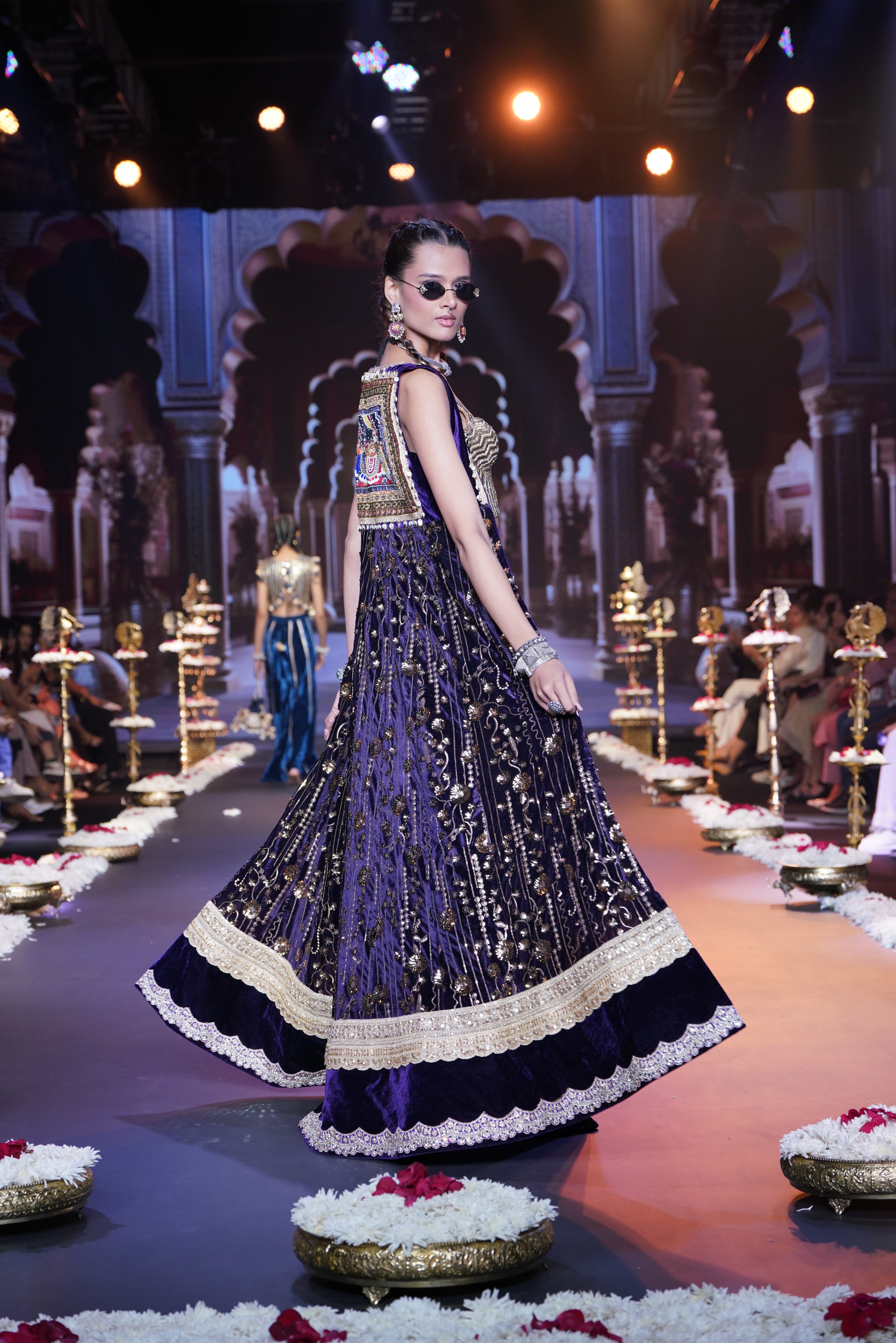 Purple embroidered three – piece set