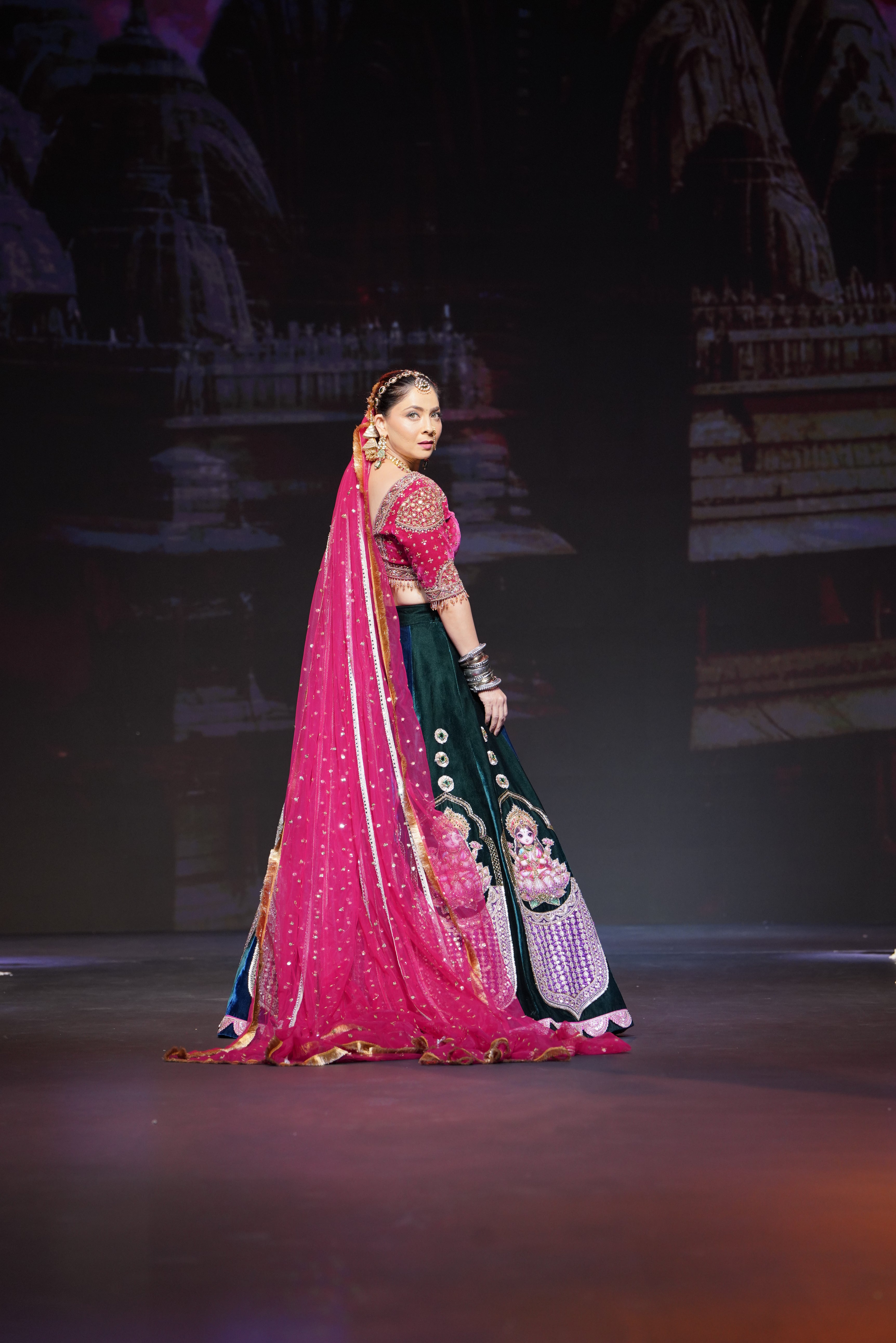 Two tone lehenga set with laxmiji print