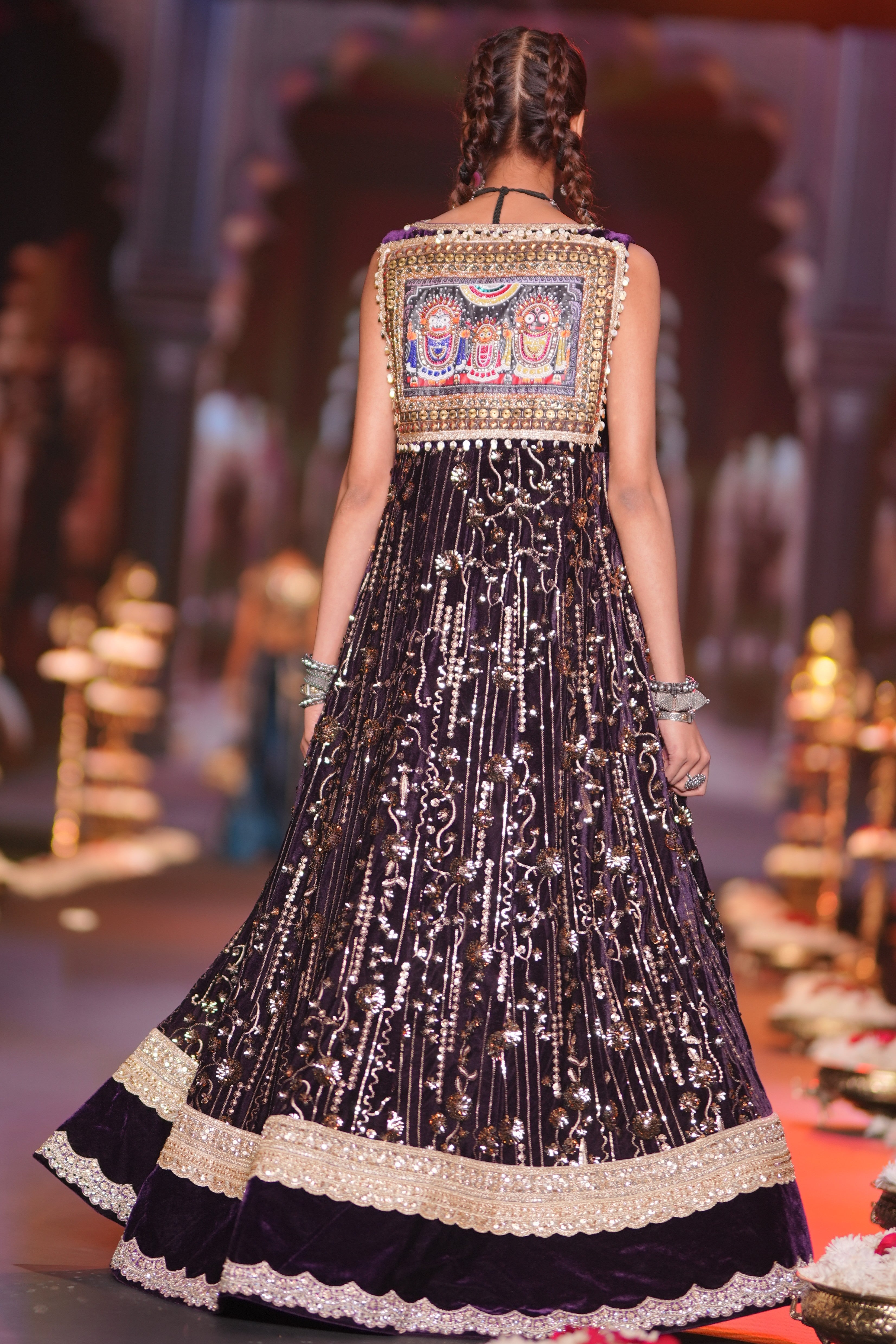 Purple embroidered three – piece set