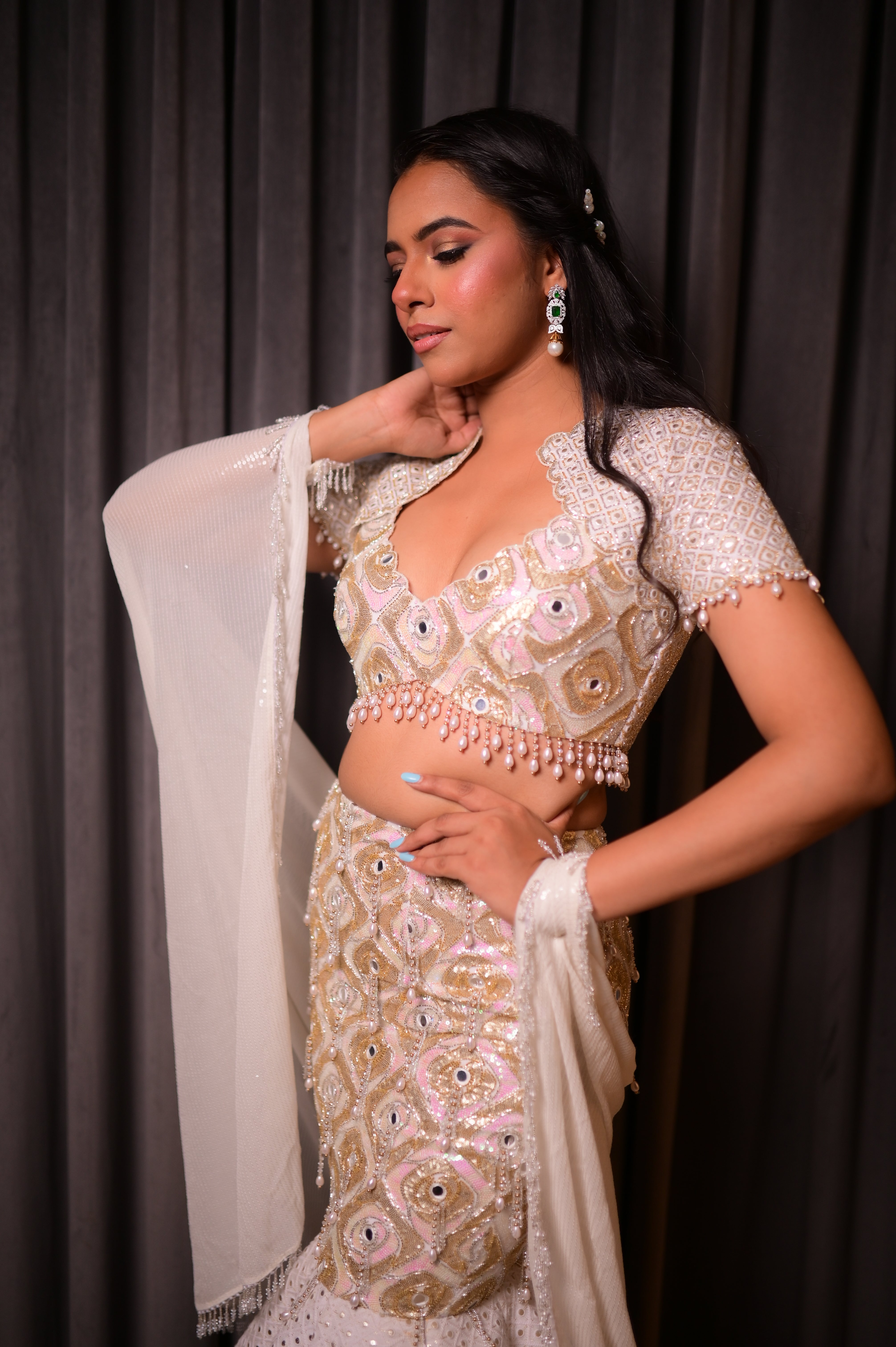 White sequin mermaid cut three - piece set
