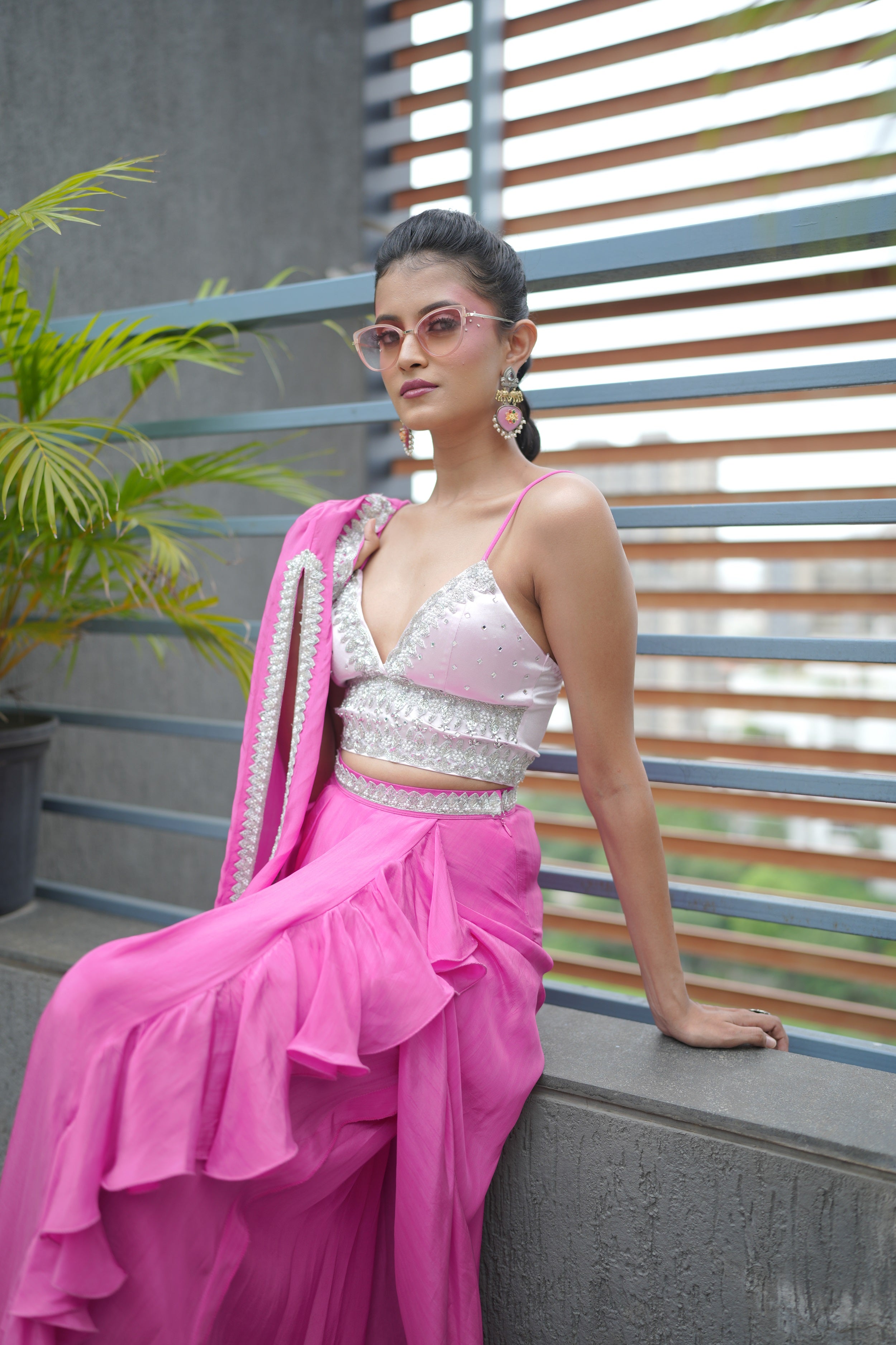 Pink embroidered three – piece set