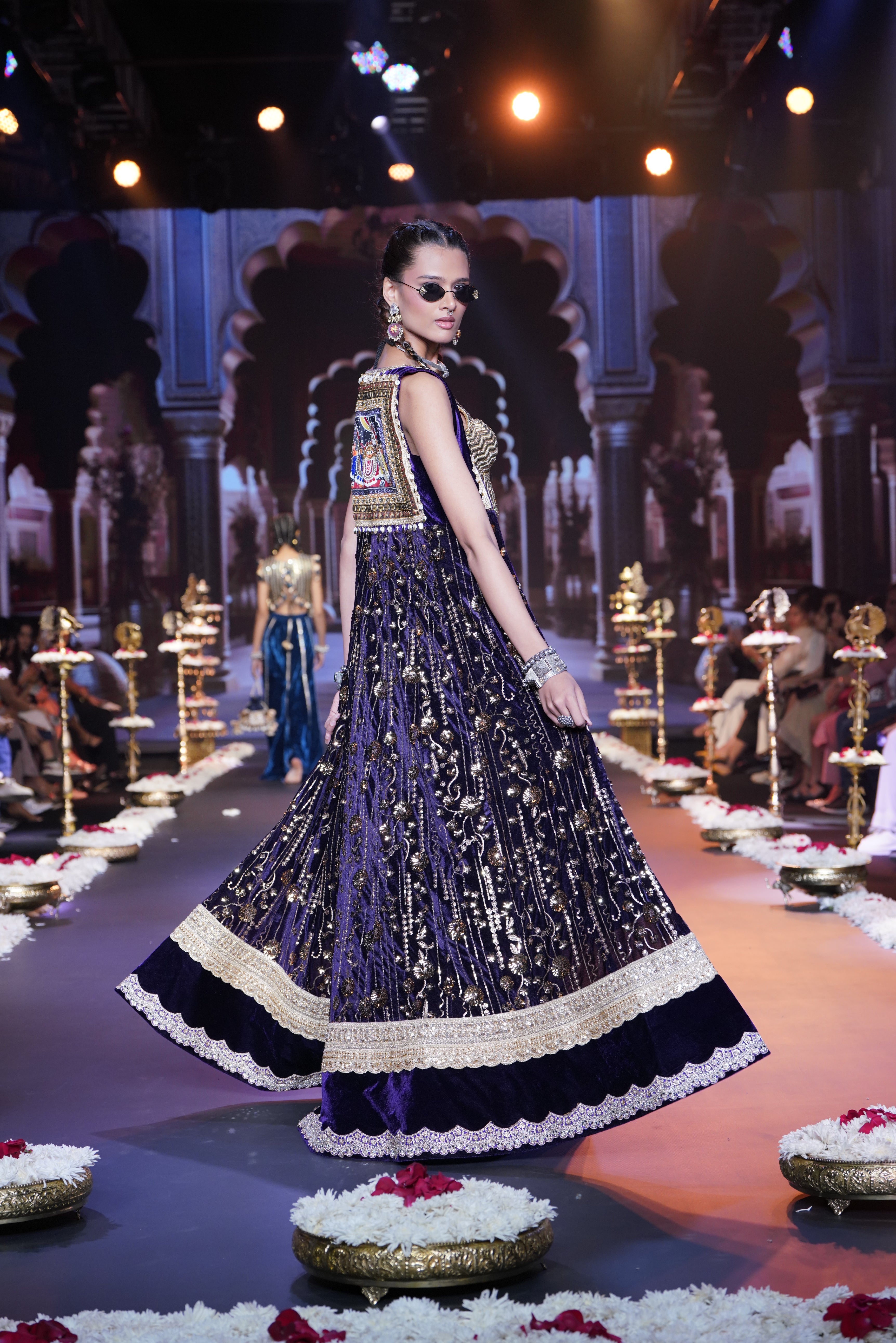Purple embroidered three – piece set