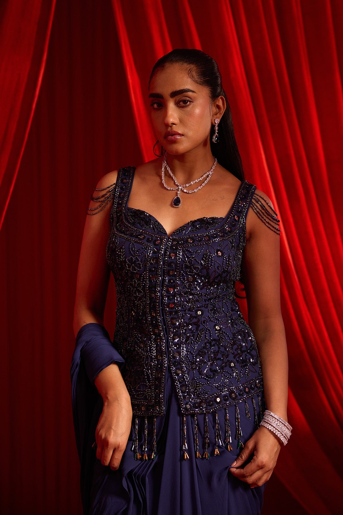 NAVSHAILI SAREE SET
