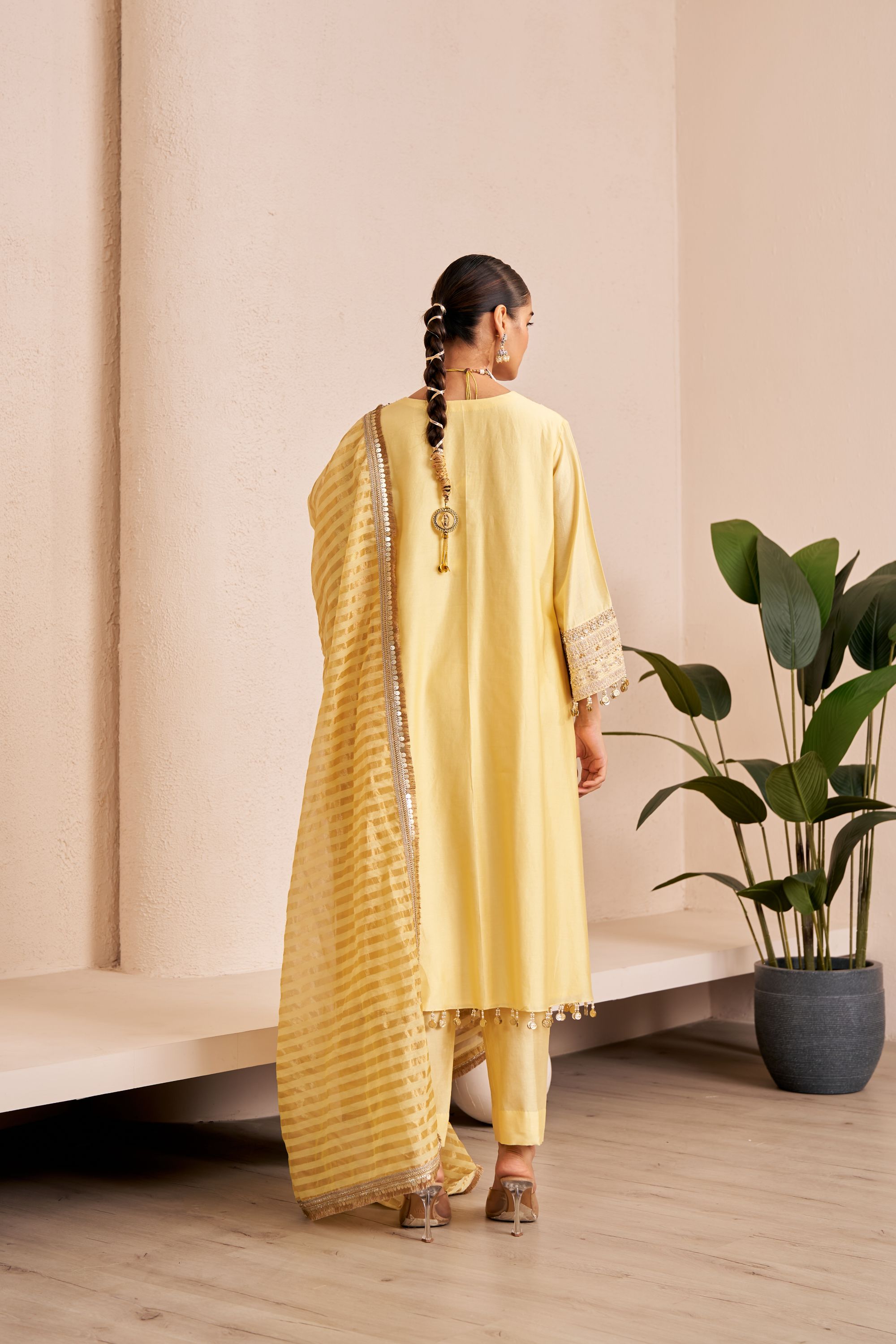 Haldi pehar